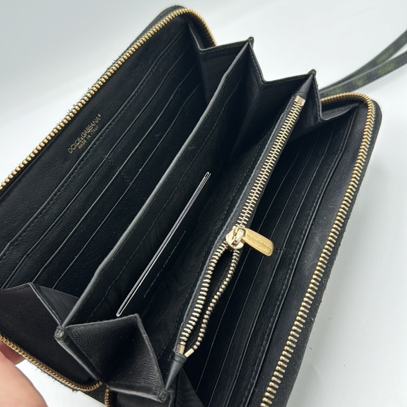 B2. Dolce & Gabbana Wristlet Wallet - Picture 8 of 8